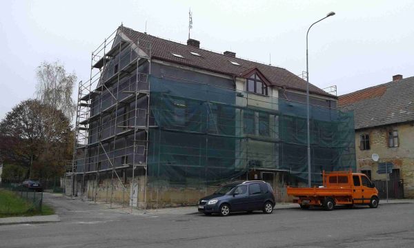 Zateplení MŠ a OÚ Blíževedly – fotka 10