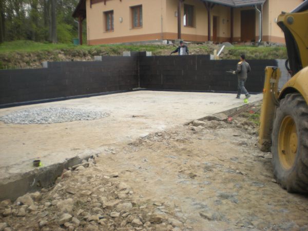 Novostavba garáže – fotka 9